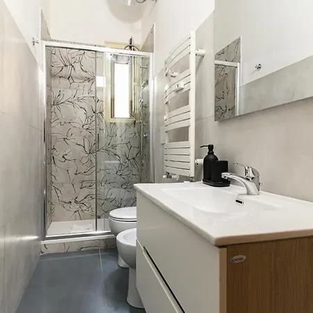 公寓 Comfortable & Cozy By Ndp Rent *